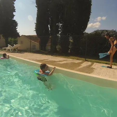 Hébergement de vacances Domaine De La Gardette *