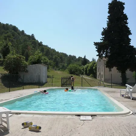 Domaine De La Gardette Hébergement de vacances *